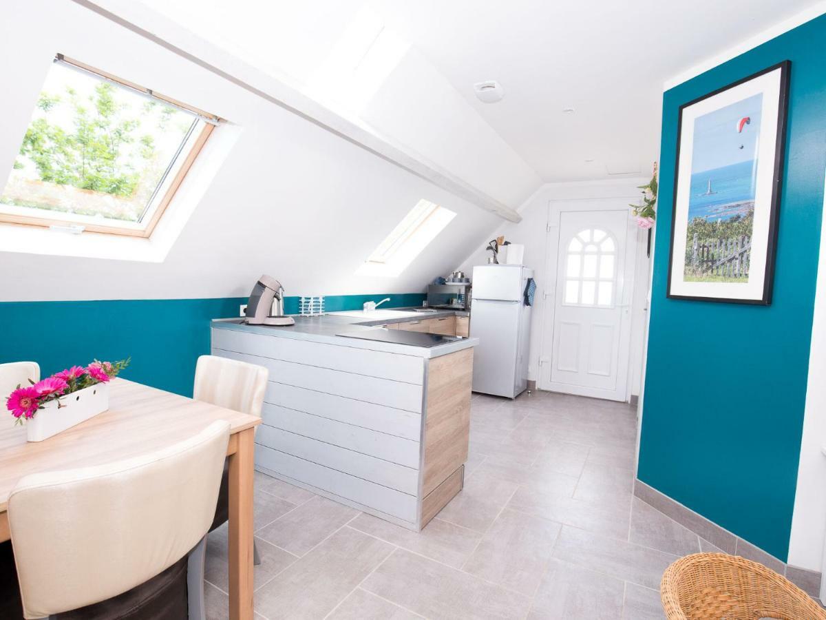 Superb Holiday Home Near The Beach Quineville Exterior photo